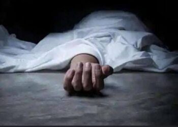 নরসিংদীর মাধবদীতে স্কুল ছাত্রীর মরদেহ উদ্ধার