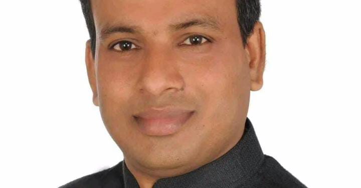 জয়পুরহাট- ০২ আসনে আওয়ামীলীগ থেকে মনোনয়ন প্রত্যাশী হীরকের গনসংযোগ