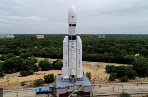 সব ব্যর্থতা ভুলে সফলভাবে পাড়ি দিল চন্দ্রযান-৩, লক্ষ্য উপগ্রহের দক্ষিণ মেরু