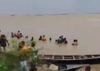 পদ্মায় ডুবির ২৬ ঘন্টা পরে উদ্ধার সিয়াম, এখনো নিখোঁজ সাজিদ