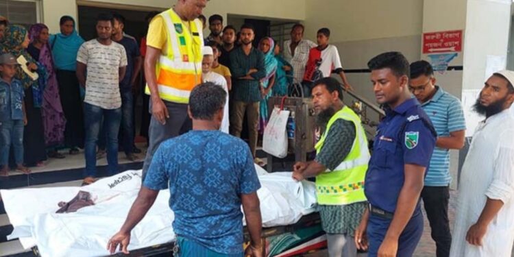 ভাঙ্গায় বাসের ধাক্কায় পৃষ্ঠ হয়ে মারা গেলেন দুই ভাই 