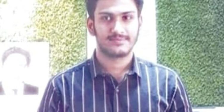 র্যাগিংয়ের নামে বিএসপিআই ছাত্র খুন, কেটে দিয়েছিল চুল-দাড়ি