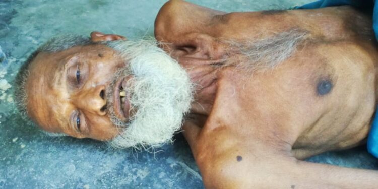 নড়াইলে স্কুলের বারান্দা থেকে বয়োবৃদ্ধের মরদেহ উদ্ধার