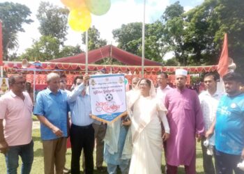 নড়াইলে বঙ্গবন্ধু ও বঙ্গমাতা গোল্ডকাপ  ফুটবল টুর্নামেন্ট-২০২৩ এর উদ্বোধন অনুষ্ঠিত