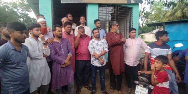 বাতিসা ইউনিয়নের সোনাপুরে বিক্ষোভ মিছিল ও প্রতিবাদ সমাবেশ অনুষ্ঠিত