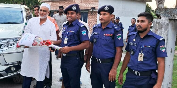 রামপালে ওসি’র আমন্ত্রণে ইবি ভিসি’র সৌজন্য স্বাক্ষাৎ