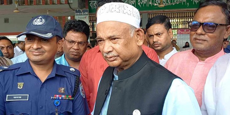 তত্ত্বাবধায়ক দাবী তুলে বিতর্কিত করেছে বিএনপি- পঞ্চগড়ে রেলমন্ত্রী