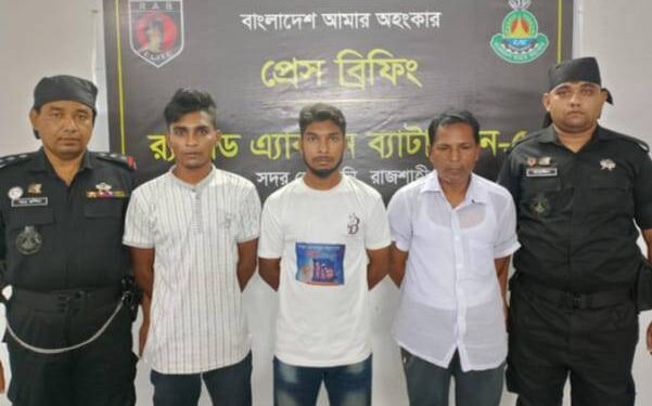 রাজশাহী বাঘা থেকে অপহহৃত উদ্ধার, মূলহোতাসহ ৩ অপহরণকারী আটক