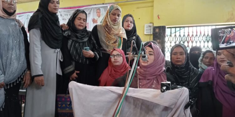 জাতীয় শোক দিবসে বাঁশখালী যুব মহিলা লীগের আলোচনা সভা অনুষ্ঠিত 