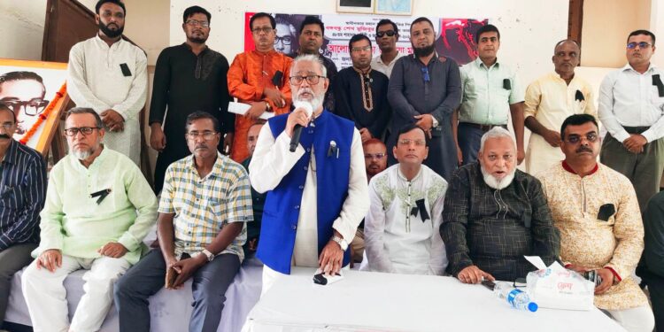 রামপালে যুবলীগের উদ্যোগে বঙ্গবন্ধু শেখ মুজিবুর রহমানের শাহাদাৎ বার্ষিকী পালন 