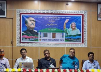 তেঁতুলিয়ায় আশ্রয়ণ-২ প্রকল্পের গৃহ প্রদান কার্যক্রমের উদ্বোধনী অনুষ্ঠান অনুষ্ঠিত