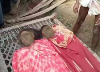 রাজশাহী তানোরে বাবাকে ছেলের সুন্নতে খাতনায় না বলায় স্ত্রী সন্তানকে খুন