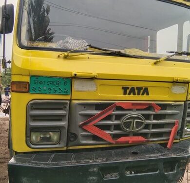 যশোর খুলনা মহাসড়কে ট্রাক ইজিবাইকের মুখমুখি সংঘর্ষে নিহত-২ ও হতাহত-৪