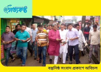 পটুয়াখালীতে যুবলীগ নেতা সোহাগের গন সংযোগ ও লিফলেট বিতরণ