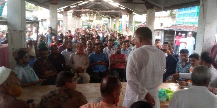 পটুয়াখালীতে আইনশৃঙ্খলার অবনতি, চুরি ঠেকাতে সমাবেশ