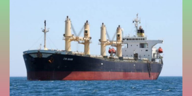 রামপাল তাপবিদ্যুৎ কেন্দ্রের কয়লা নিয়ে মোংলায় ভিড়েছে জাহাজ