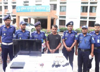 সাঘাটা থানার বিশেষ অভিযানে পেশাদার প্রতারক চক্রের এক প্রতারক গ্রেফতার