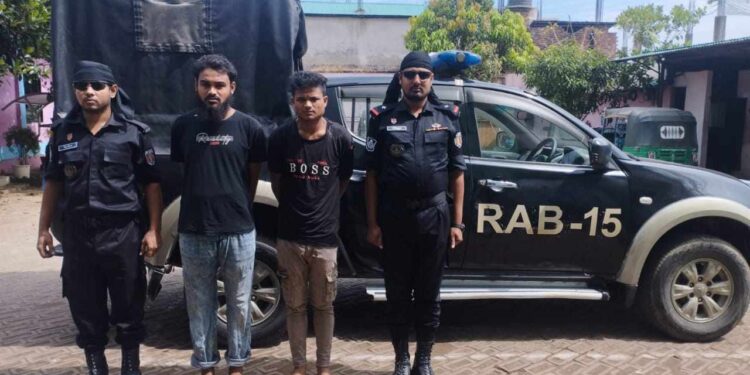 উখিয়ায় ৩ মানব পাচারকারীর সদস্য আটক