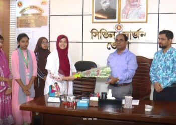 এক ঘন্টার জন্য সিভিল সার্জনের দায়িত্ব নিলেন হুমায়রা তানহা