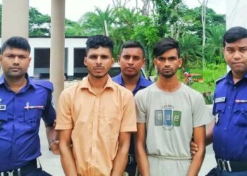 রামপালে দেশীয় তৈরি মদসহ আটক ২ মোটরসাইকেল জব্দ