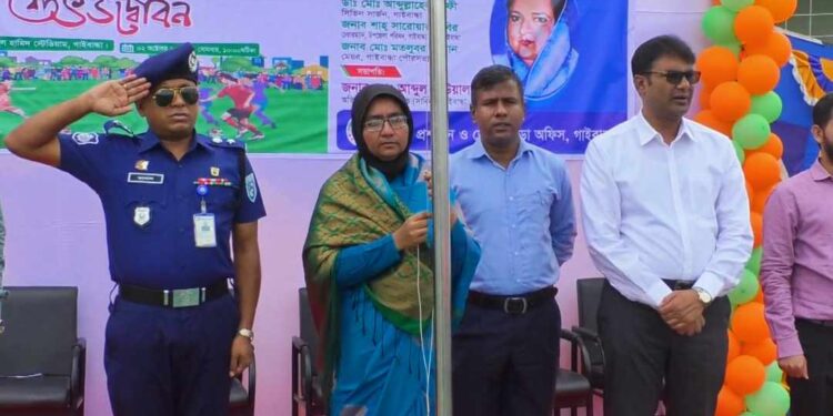 গাইবান্ধায় বঙ্গবন্ধু ও বঙ্গমাতা জাতীয় গোল্ডকাপ ফুটবল টুর্ণামেন্ট এর উদ্বোধন