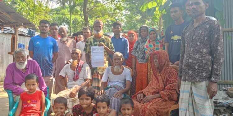 সৈয়দপুরে ইউপি চেয়ারম্যানের প্রচেষ্টায় কোটি টাকা  ক্ষতিপূরণ পেলো ছয়টি অসহায় পরিবার