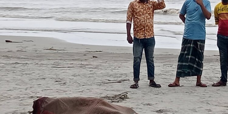 কুয়াকাটা সৈকত থেকে জেলের মরদেহ উদ্ধার