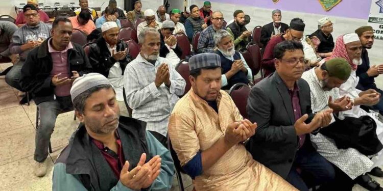 আহলে সুন্নাত ওয়াল জামাত নিউইয়র্ক এ ঈদে মিলাদুন্নবী উদযাপন করেছে