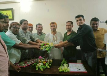 ঘোড়াঘাট পৌর শ্রমিক দলের আত্মপ্রকাশ