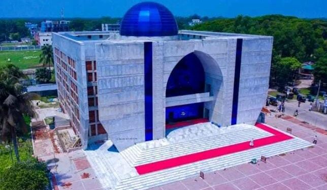 ভোলায় অনন্য স্থাপত্যশিল্পের নিদর্শন, পরিবেশ বান্ধব কেন্দ্রীয় খাসমহল মসজিদ