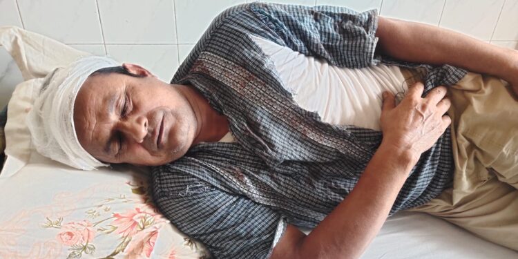 পটুয়াখালীতে সাবেক ইউপি সদস্য কর্তৃক ব্যবসায়ীকে মারধরের অভিযোগ