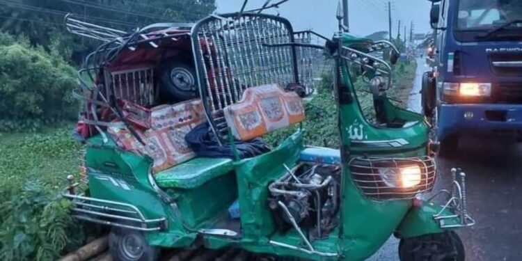 ভাঙ্গায় সড়ক দুর্ঘটনায় ২ পুলিশ নিহত  ড্রাইভার সহ  আহত ৪