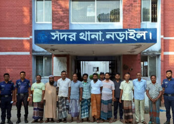 নড়াইলে জেলা শ্রমিকদলের সভাপতি সাইদুজ্জামান আমলসহ বিএনপির ১৪ নেতাকর্মী গ্রেপ্তার