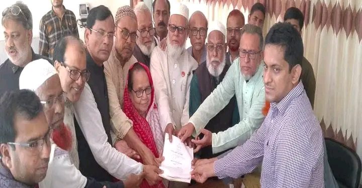 বাগেরহাট-৩ আসনে দলীয়, স্বতন্ত্র প্রার্থীসহ  ৮ প্রার্থীর মনোনয়নপত্র দাখিল