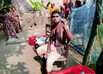 স্ত্রীর সঙ্গে বিচ্ছেদের পর দুধ দিয়ে গোসল করলেন আকতারুল