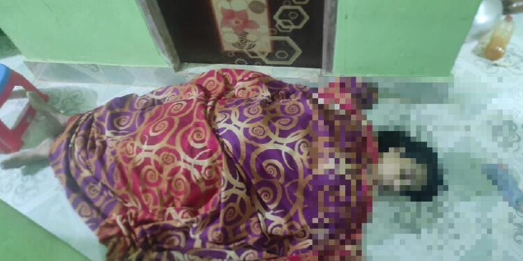 চট্টগ্রামের বাঁশখালীতে গৃহবধূর আত্মহত্যা