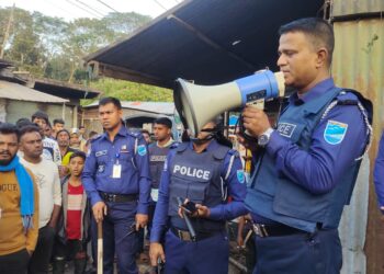ভাঙ্গায় প্রেম সংক্রান্ত বিরোধকে কেন্দ্র করে রক্তক্ষয়ী সংঘর্ষে আহত ২০