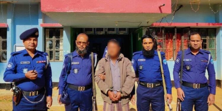 বিলাইছড়িতে বন মামলার সাজাপ্রাপ্ত আসামী গ্রেফতার