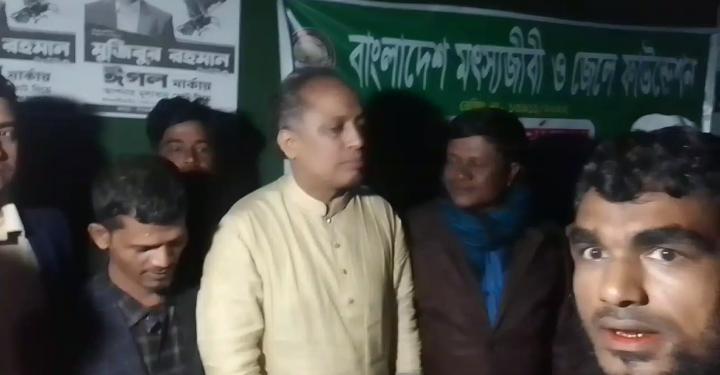 বাঁশখালীতে ঈগল স্বতন্ত্র প্রার্থী মুজিবুর রহমান সিআইপির অফিস উদ্বোধন