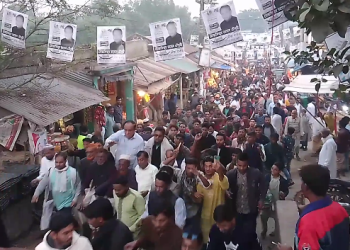 নৌকা জয়ী হলে উন্নয়ন মূলুক কাজ বশির উল্লাহ বাজার ব্রিজ নির্মাণ দিয়ে শুরু হবে: