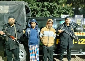 বগুড়ায় র‍্যাবের অভিযানে ২শ ৪২বোতল ফেনসিডিলসহ মাদক কারবারী আটক