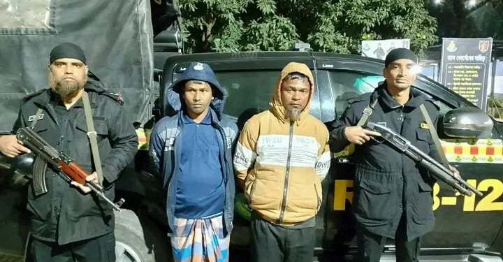 বগুড়ায় র্যাবের অভিযানে ২শ ৪২বোতল ফেনসিডিলসহ মাদক কারবারী আটক