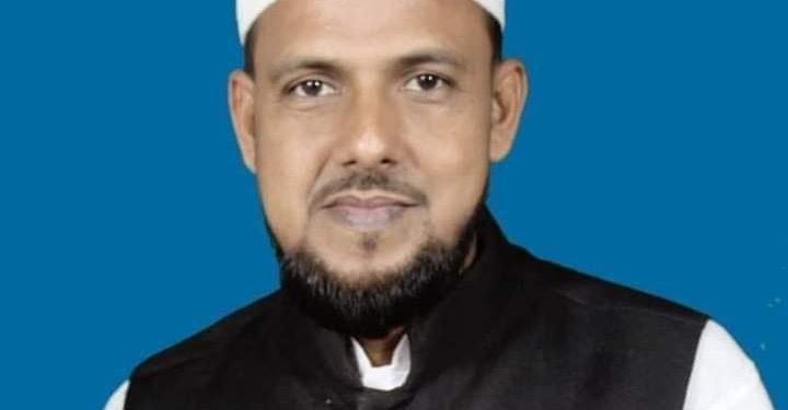 বাঘারপাড়ায় সড়ক দুর্ঘটনায় শিশু নিহতের ছবি তুলাকে কেন্দ্র করে সাংবাদিকের উপর হামলা 