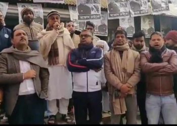 জামালপুরে ভোট দিতে গেলে বিএনপির কর্মীদের পুলিশে ধরিয়ে দিতে বললেন নৌকার প্রার্থী