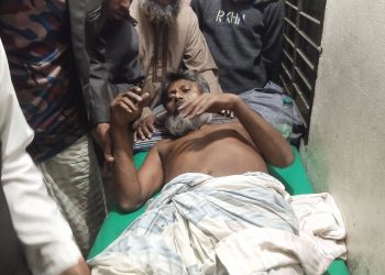 পটুয়াখালীতে ইউপি চেয়ারম্যানকে হাতুরি পেটা, গুরুতর আহত