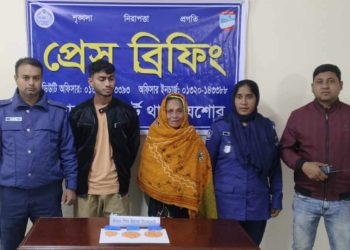 বেনাপোলে ৫শ’ পিস ইয়াবা সহ আটক ২