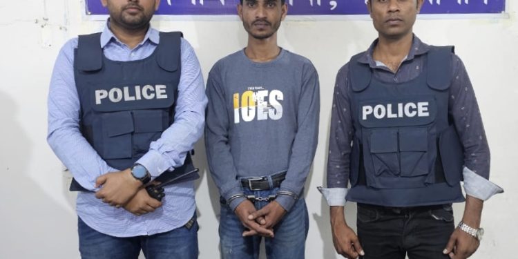 পটুয়াখালীতে ৫০পিচ ইয়াবাসহ মাদক কারবারী আটক