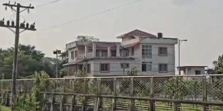 সারাদেশে ইন্টারনেটের ধীরগতি; সমুদ্রের তল দেশে কাটা পরেছে ফাইবার ক্যাবল