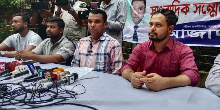 চাটখিলে সুষ্ঠু ও নিরপেক্ষ নির্বাচন নিয়ে উপজেলা চেয়ারম্যান প্রার্থীর আশংঙ্কা – ফের প্রধান নির্বাচন কমিশনারকে চাটখিলে থাকার আমন্ত্রণ 