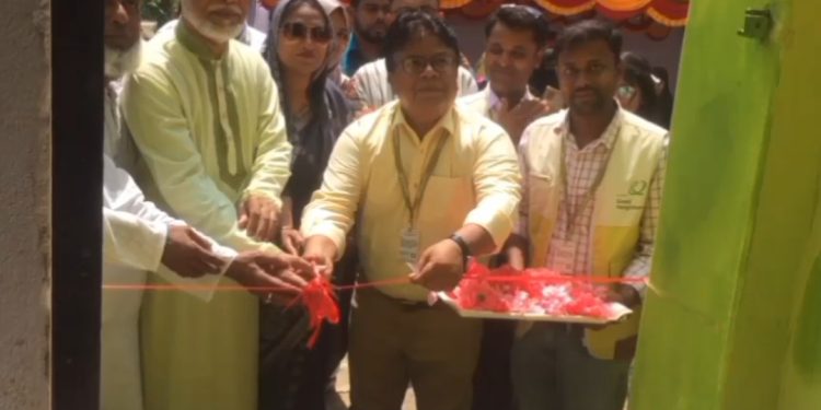 পটুয়াখালীতে নিরাপদ খাবার পানি সরবরাহ কেন্দ্র উদ্বোধন, সুবিধা পাবে ৩০০ পরিবার